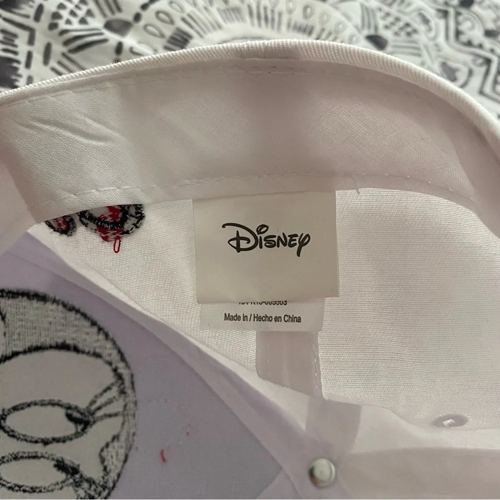 Girls Minnie Mouse Hat - Picture 6 of 6